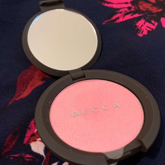 BECCA Shimmering Skin Perfector Luminous Blush - Picture 1 of 7